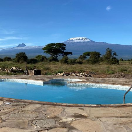 Amboseli Discovery Camp Eksteriør bilde