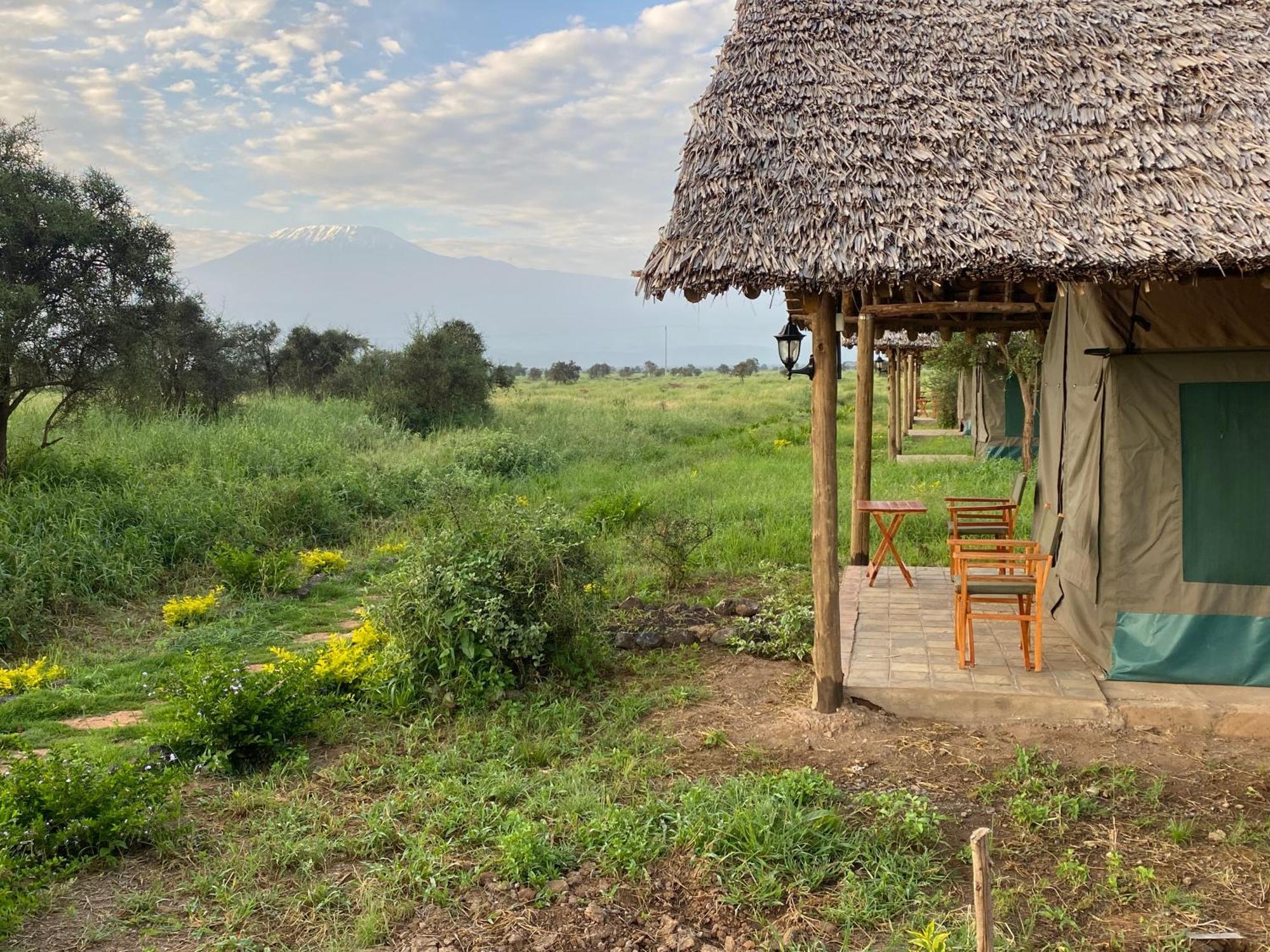 Amboseli Discovery Camp Eksteriør bilde