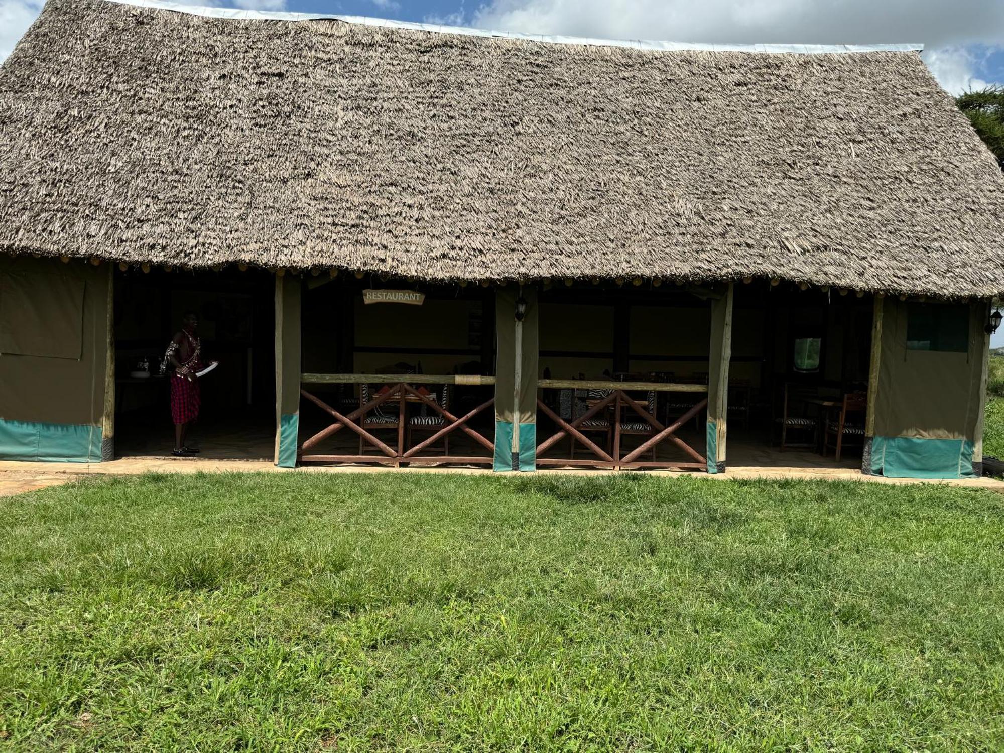 Amboseli Discovery Camp Eksteriør bilde